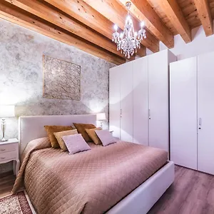 Apartment Ca' Teatro Vecchio, Venice